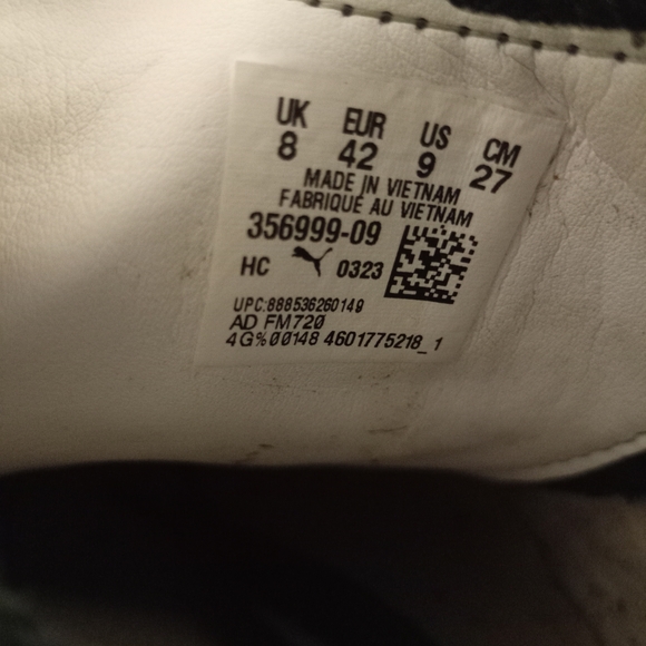 Puma Men's Gray and White Sneakers - Picture 12 of 12